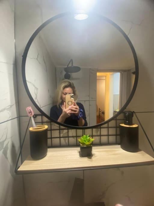 Queen Suites 60M2 Tesalonika Bagian luar foto