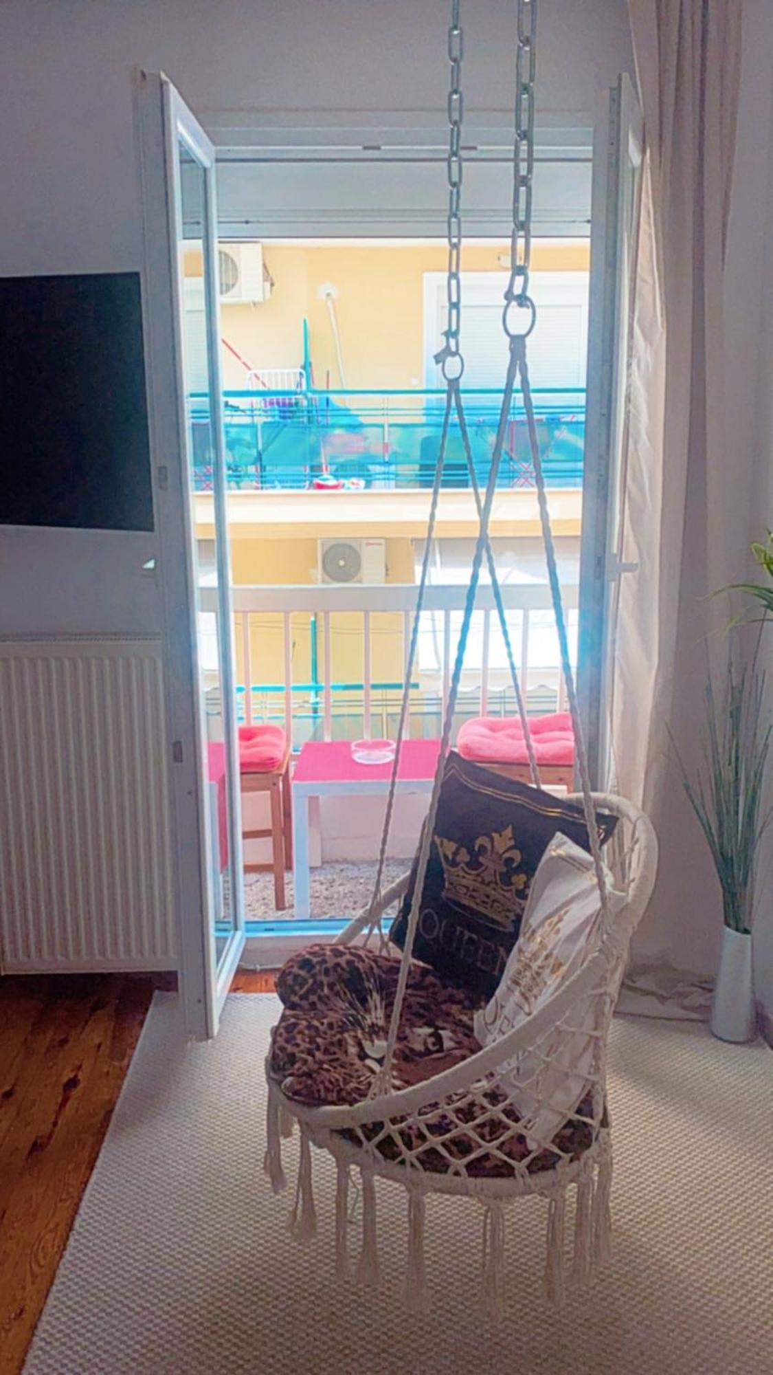Queen Suites 60M2 Tesalonika Bagian luar foto